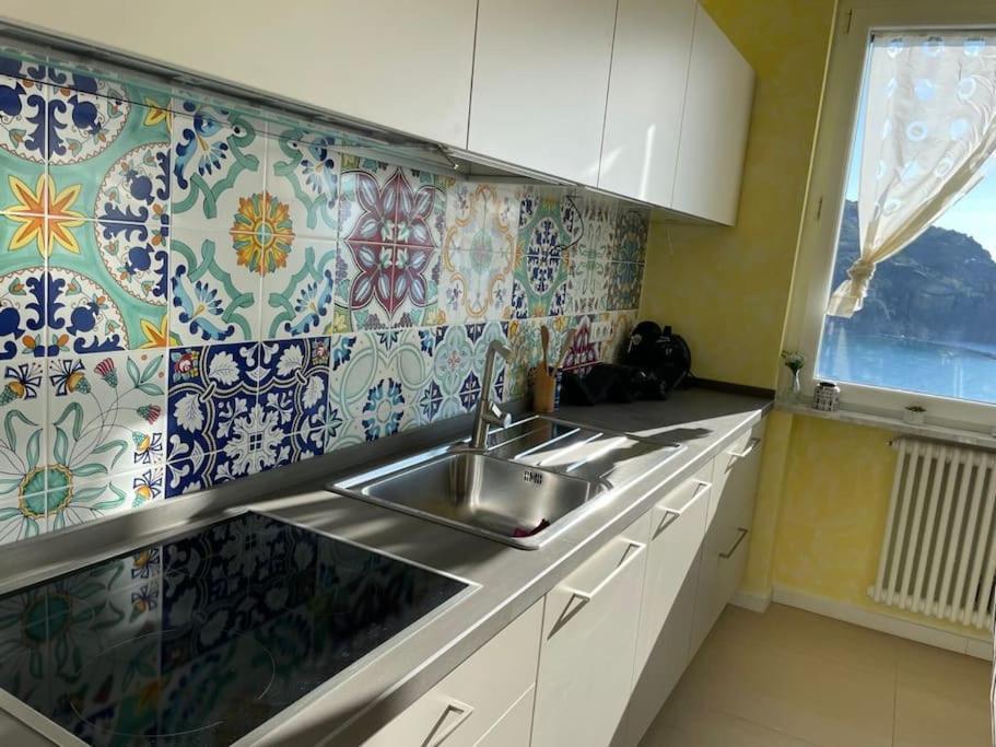 Ocean View Villa With Fast Wi-Fi And Elevator To Town 莱万托 外观 照片