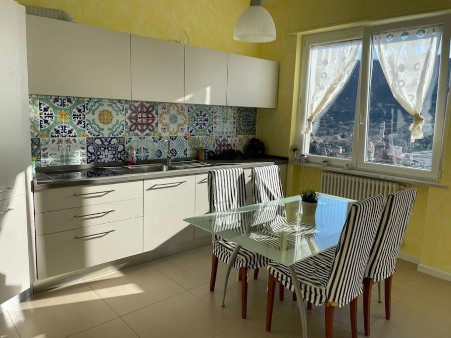 Ocean View Villa With Fast Wi-Fi And Elevator To Town 莱万托 外观 照片